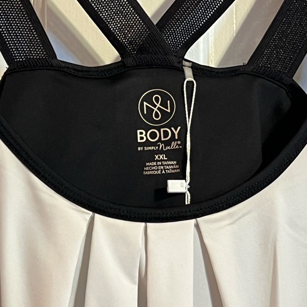 #77 BODY BY SIMPLY NOELLE WHITE PERFORMANCE TANK XXL NWT - Picture 5 of 8